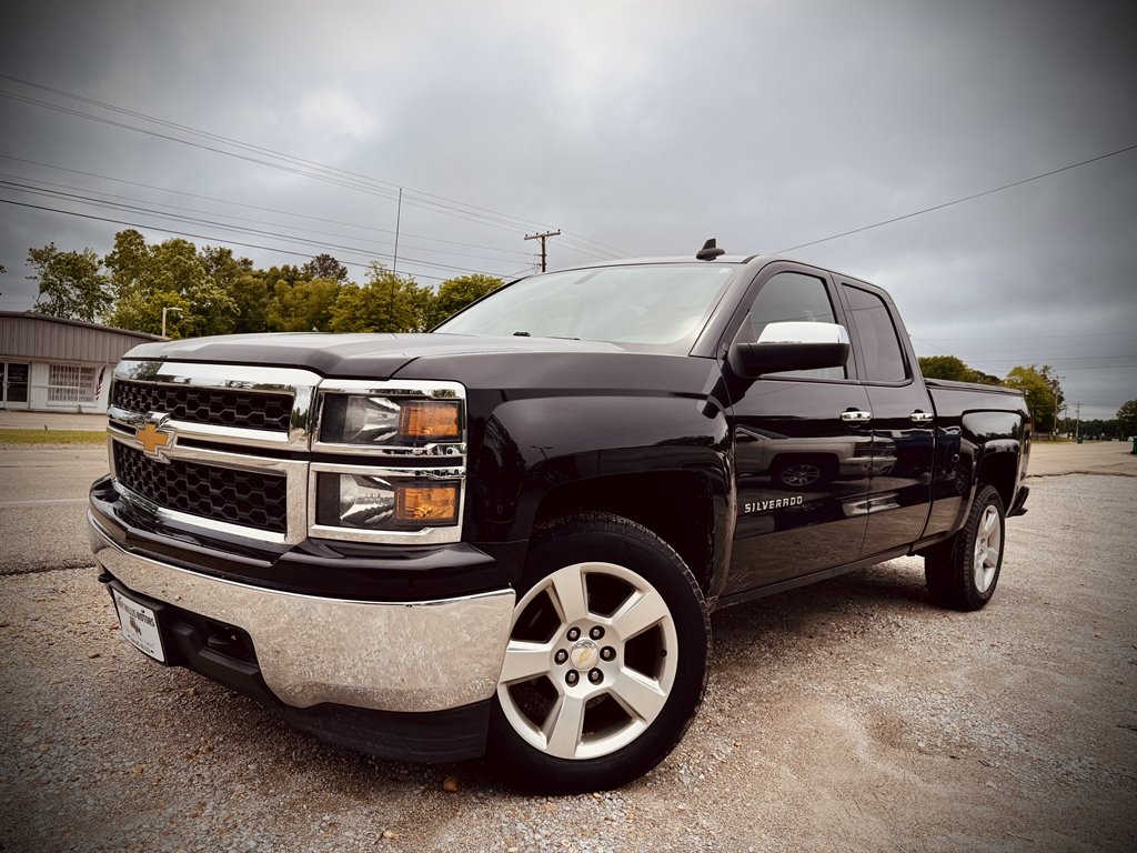 2015 Chevrolet Silverado 1500's photo
