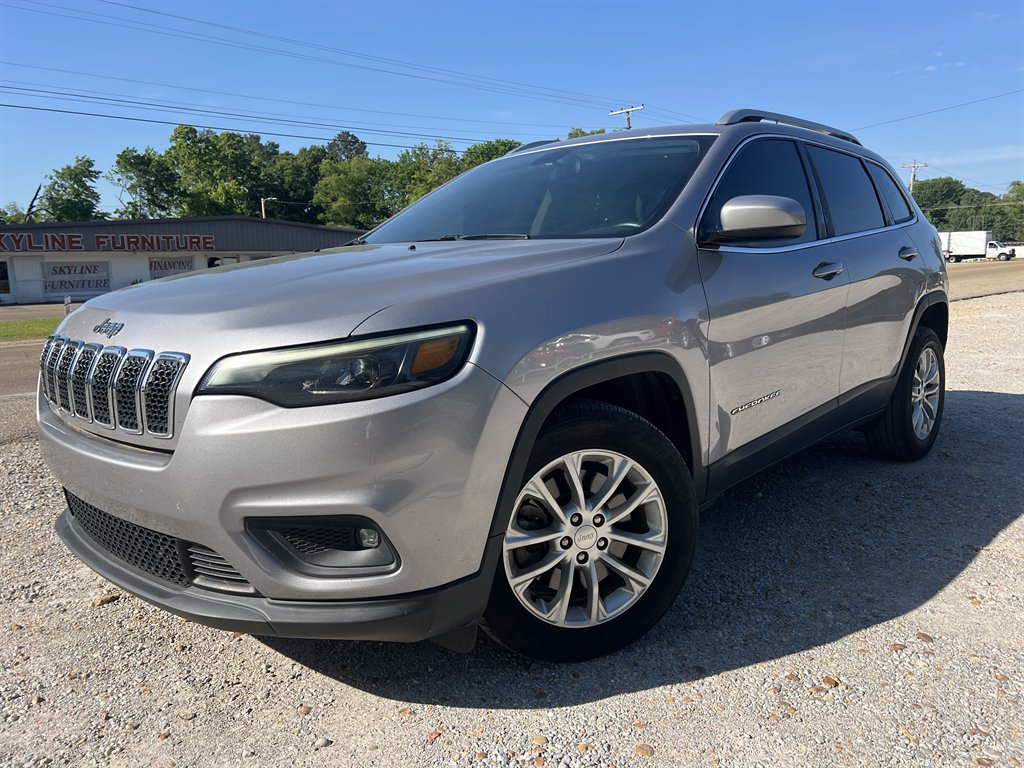 2019 Jeep Cherokee Latitude's photo