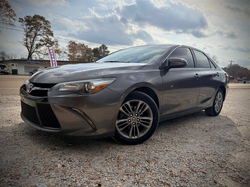 2016 Toyota Camry Special Edition