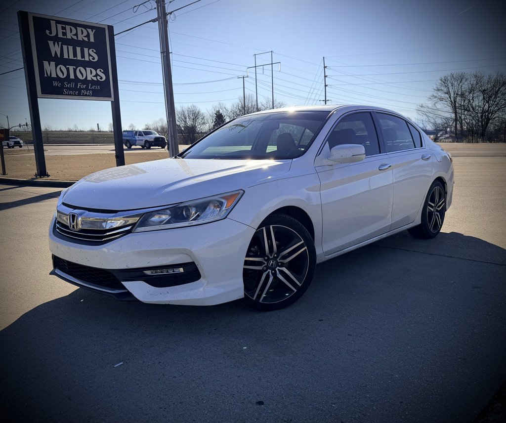 2017 Honda Accord EX-L's photo