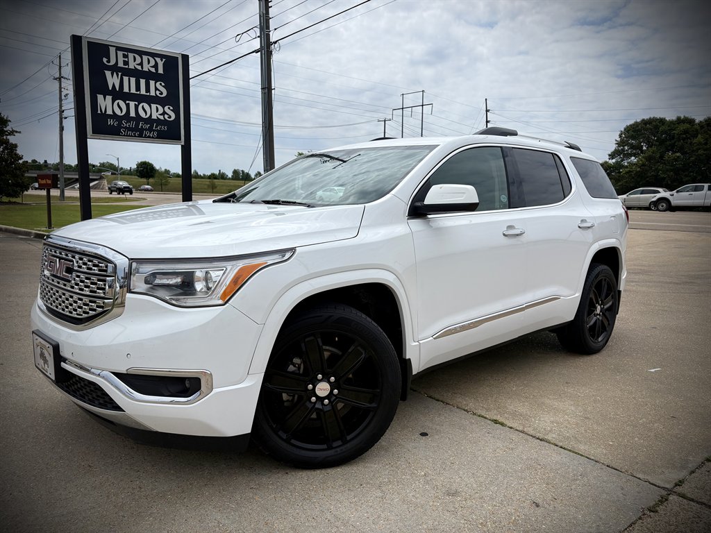 2019 GMC Acadia Denali AWD's photo