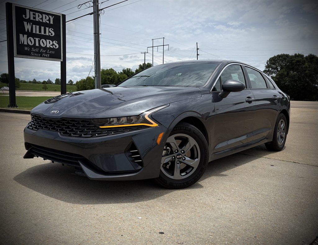 2021 Kia Optima LXS FWD's photo