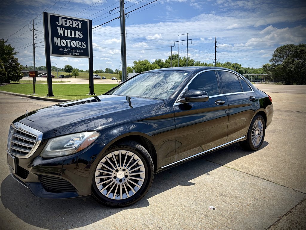 2016 Mercedes-Benz C-Class C300 4MATIC's photo