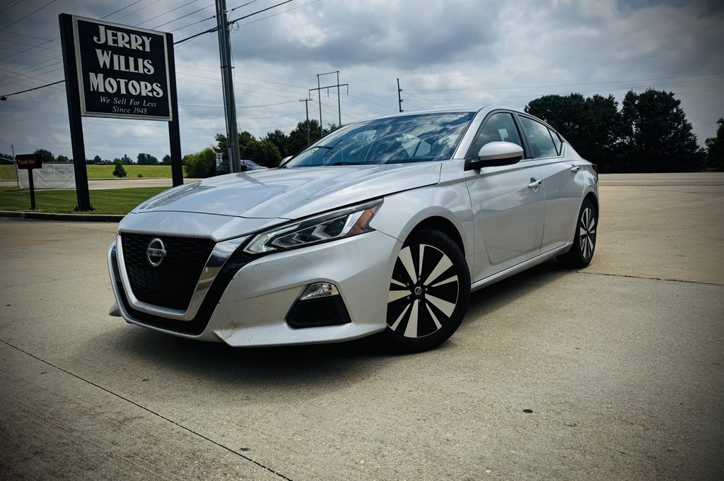 2021 Nissan Altima SV