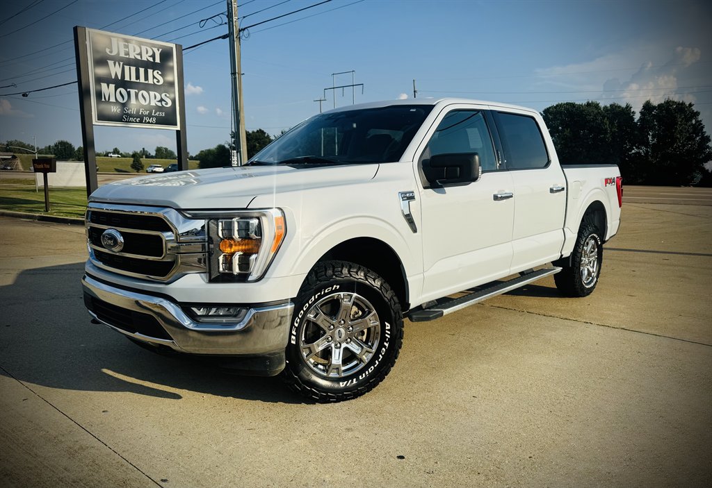 2022 Ford F-150 XLT's photo