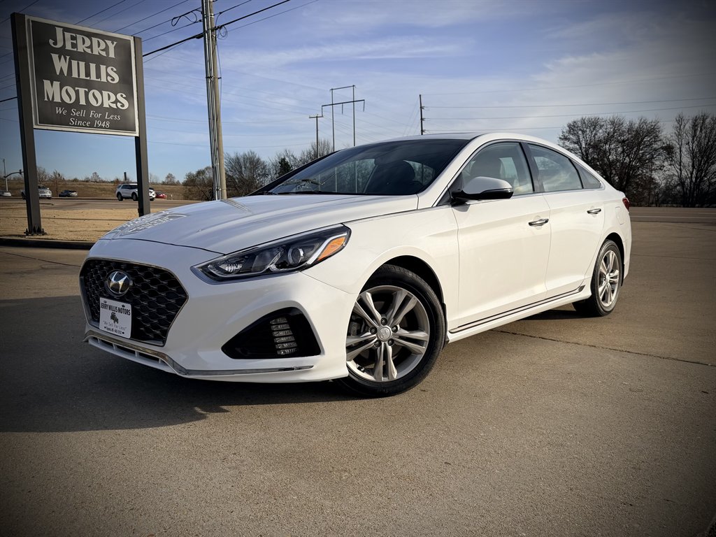 2018 Hyundai Sonata Sport's photo