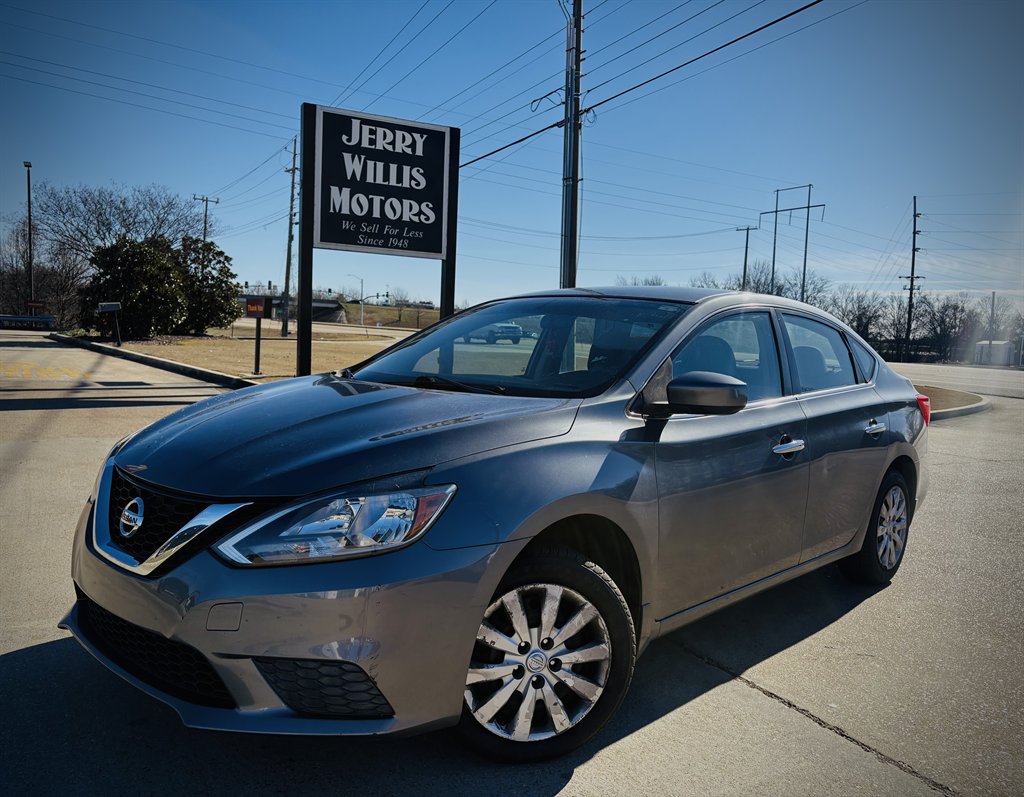 2016 Nissan Sentra SV's photo