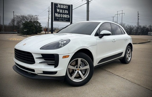 2021 Porsche Macan Base's photo