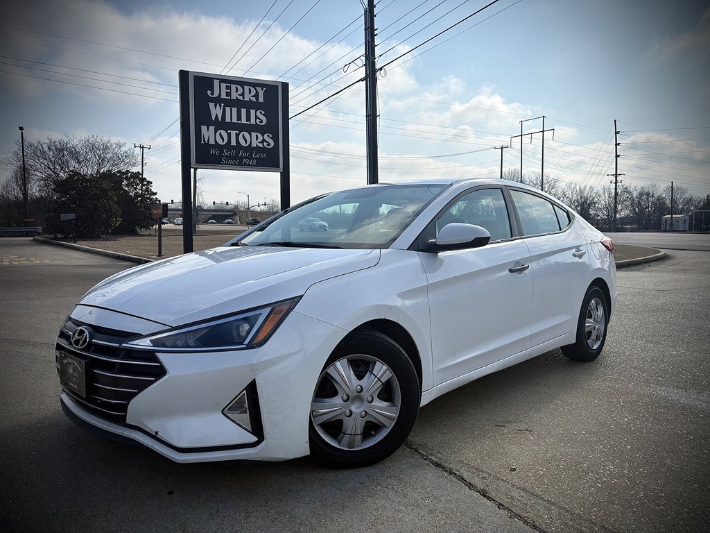 2019 Hyundai Elantra SE